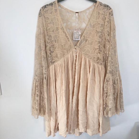 Free People Dresses & Skirts - Ivory laced Free People dress